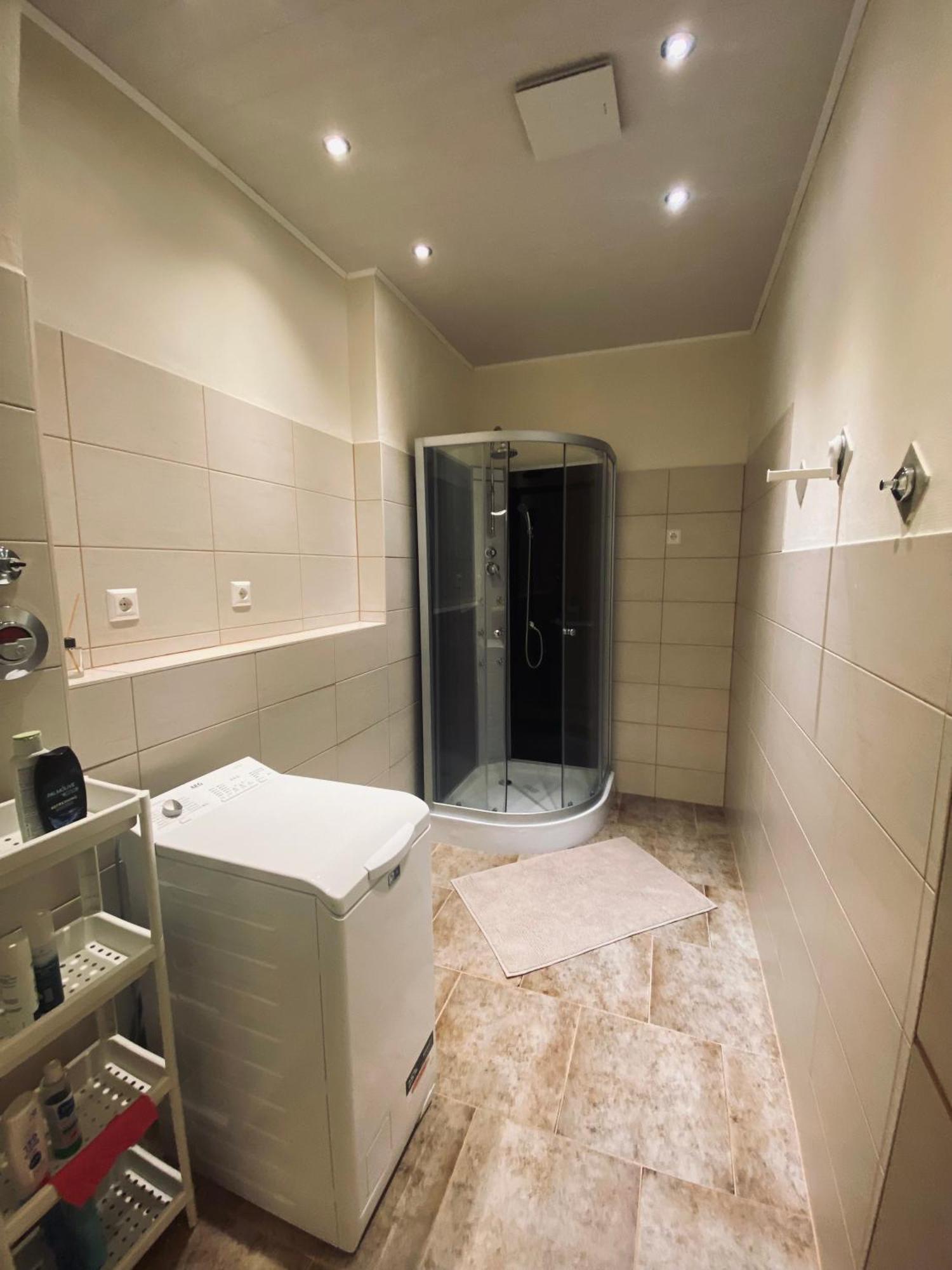 Flat For Up To 4 People In Dresden-Striesen Leilighet Eksteriør bilde