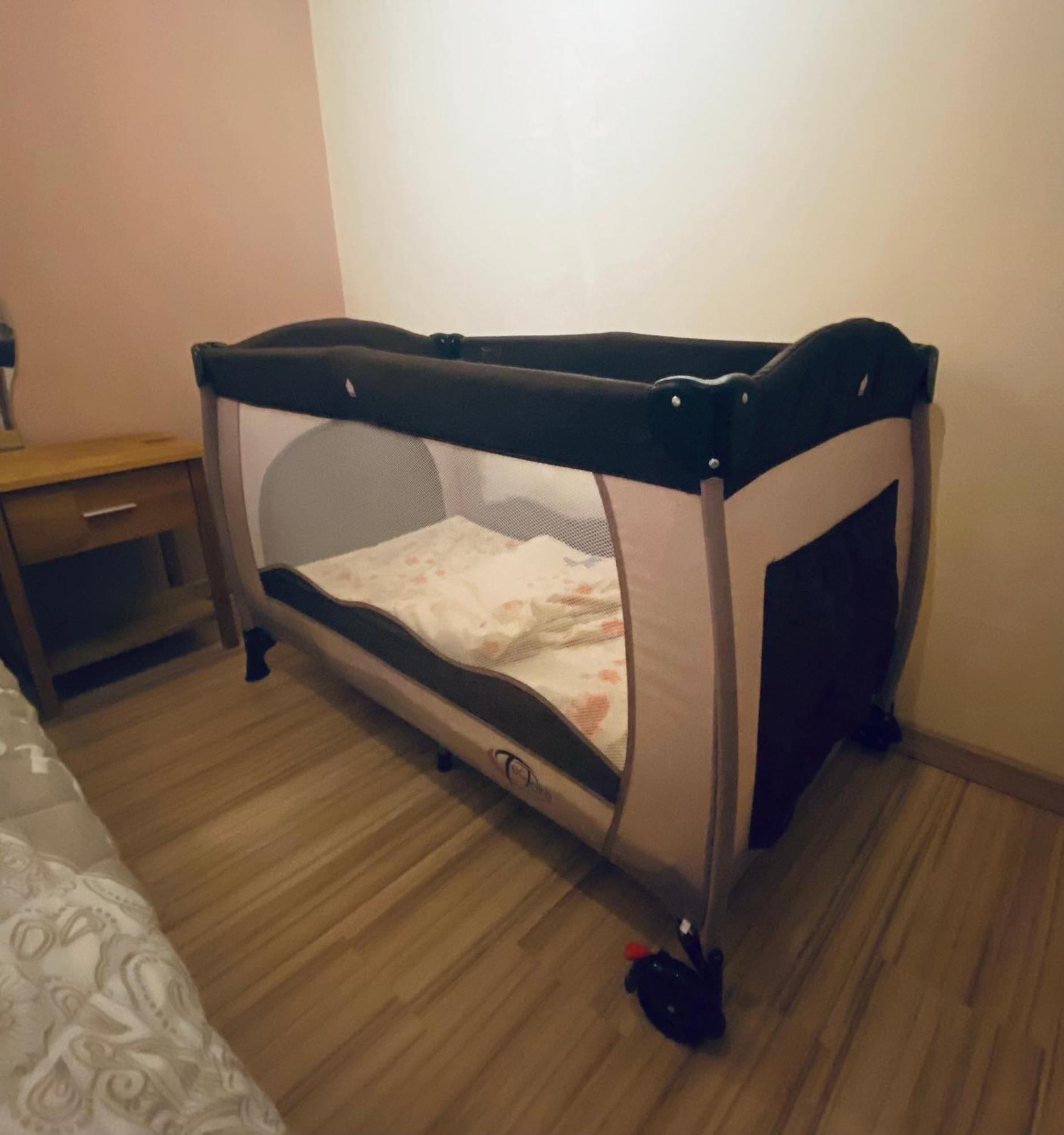 Flat For Up To 4 People In Dresden-Striesen Leilighet Eksteriør bilde
